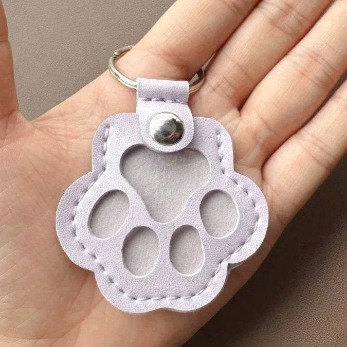 Pet Hair Storage Keychain