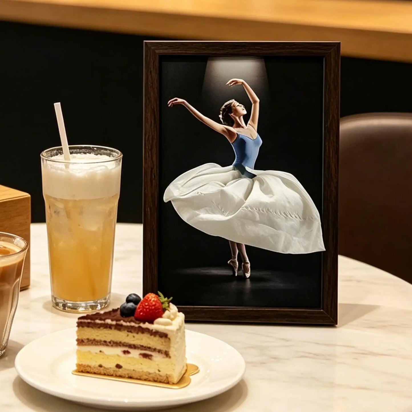Ballerina Fashion Tissue Box