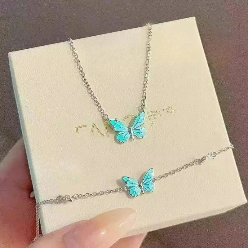 2pcs Glow in The Dark Pendant Necklace Bracelet Mermaid Spiral Fashion Jewelry Night Necklace Butterfly Necklace Women Jewelry