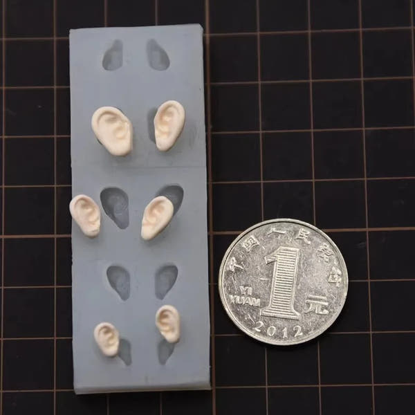 Silicone Doll Ear Mold