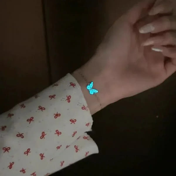 Glow-in-the-Dark Butterfly Necklace & Bracelet Set